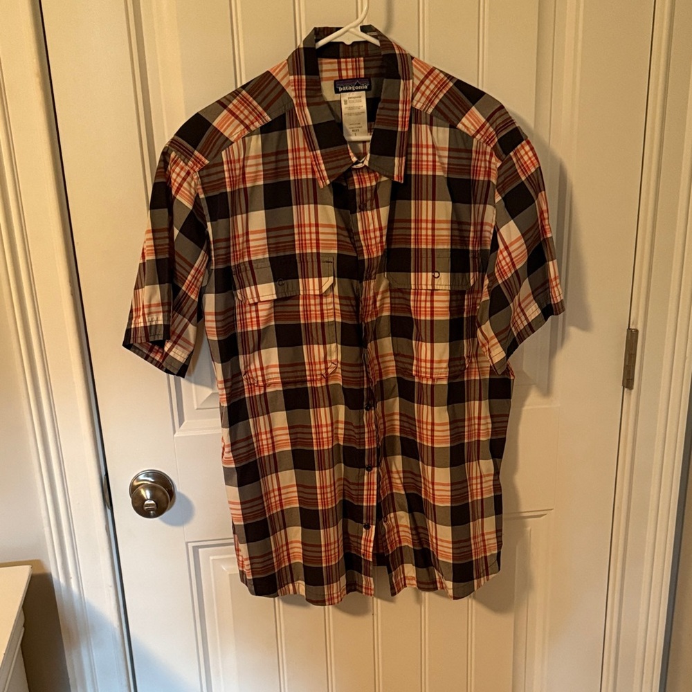 Patagonia Men's Casual Plaid Button Down Shirt - Black, Red, White